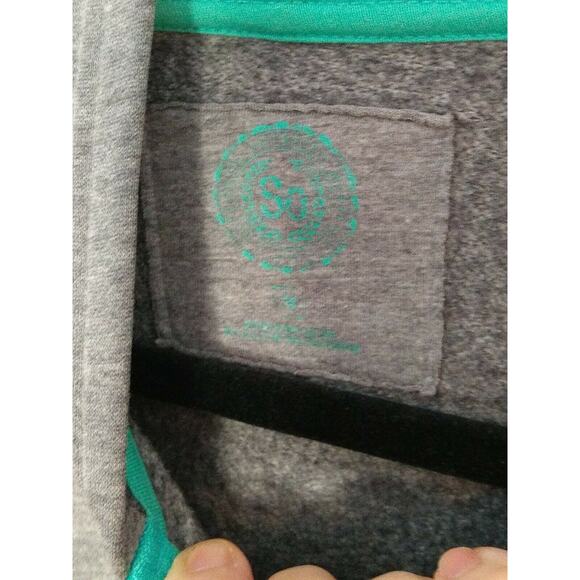 SO Girls Silver Sequin Star Embell HoodieTop, Star Pattern Size M - Picture 3 of 9